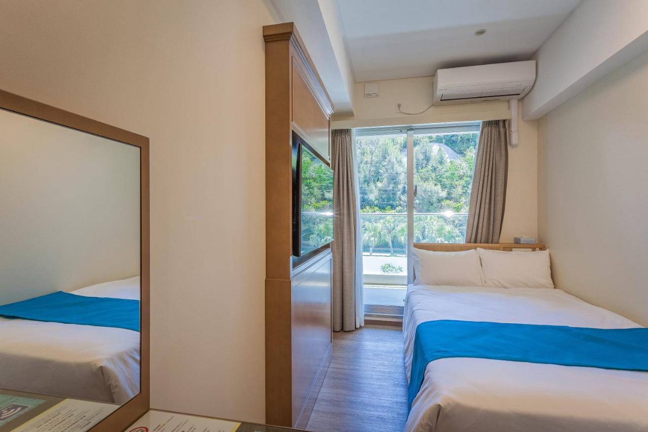 נאגו Kariyushi Lch. Resort מראה חיצוני תמונה